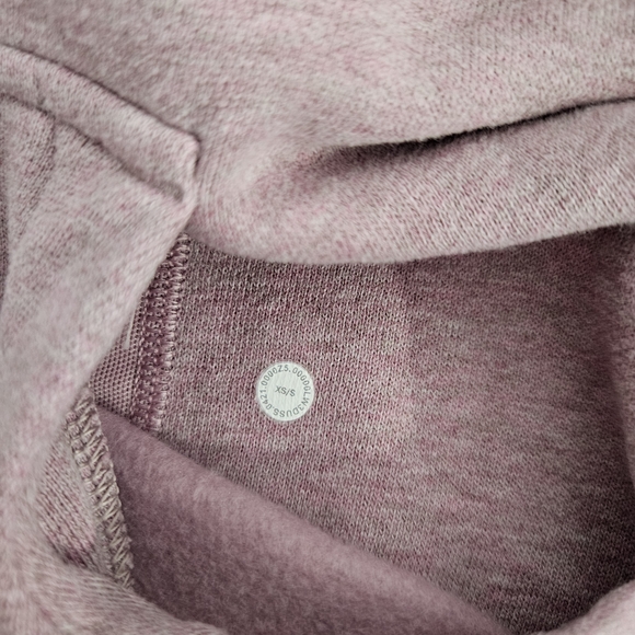 Lululemon Cropped Scuba - Picture 4 of 4